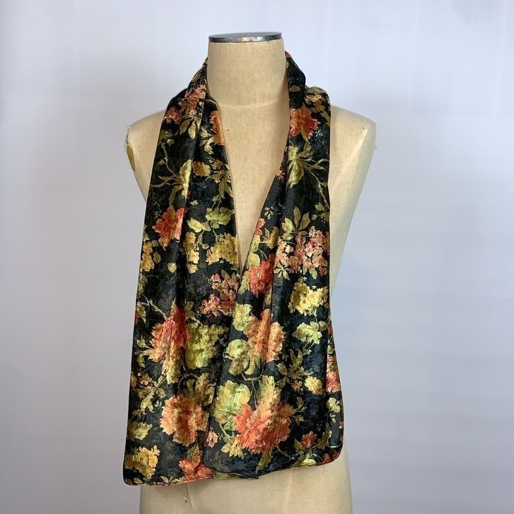 Crushed velour floral print scarf